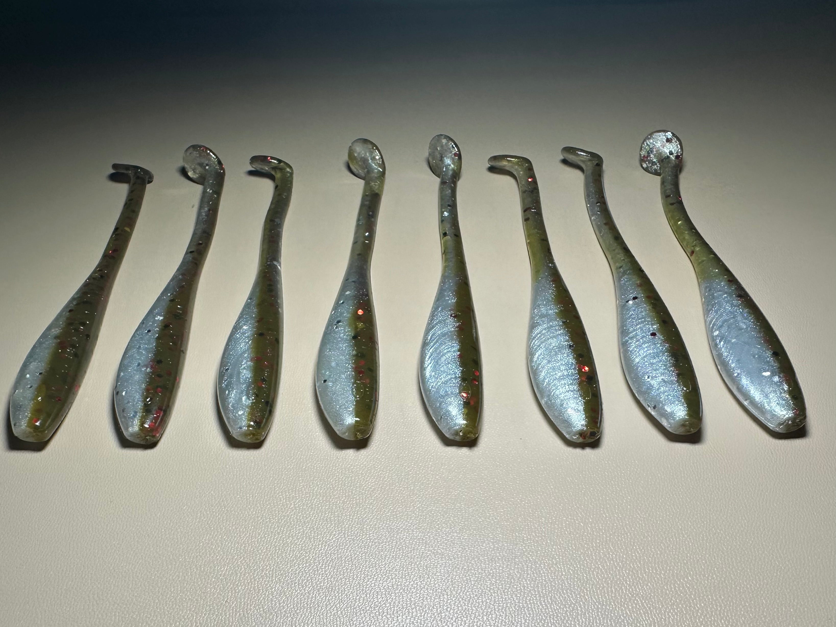 CHICKEN ON A CHAIN Paddle Tail Swimbait – 4.5” Dirty Shad Soft Plastic Fishing Lure (8 Pack)